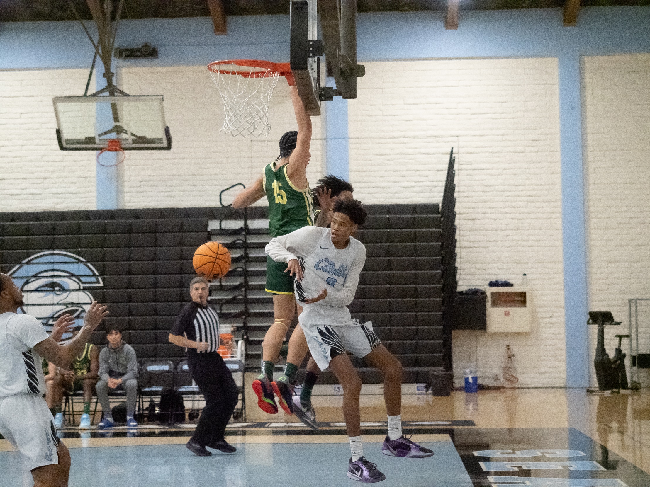 Men's Hoop Soars Past Canada | Gallery