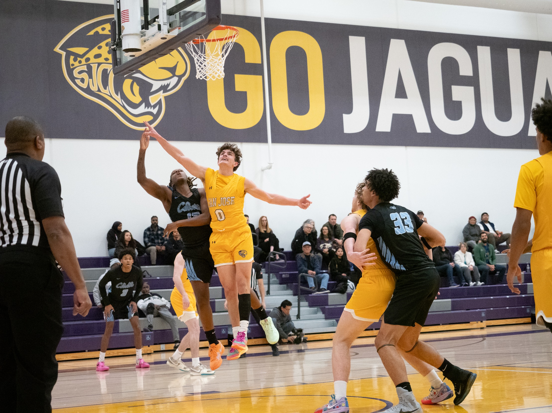 Men's Hoop @ SJCC | Gallery