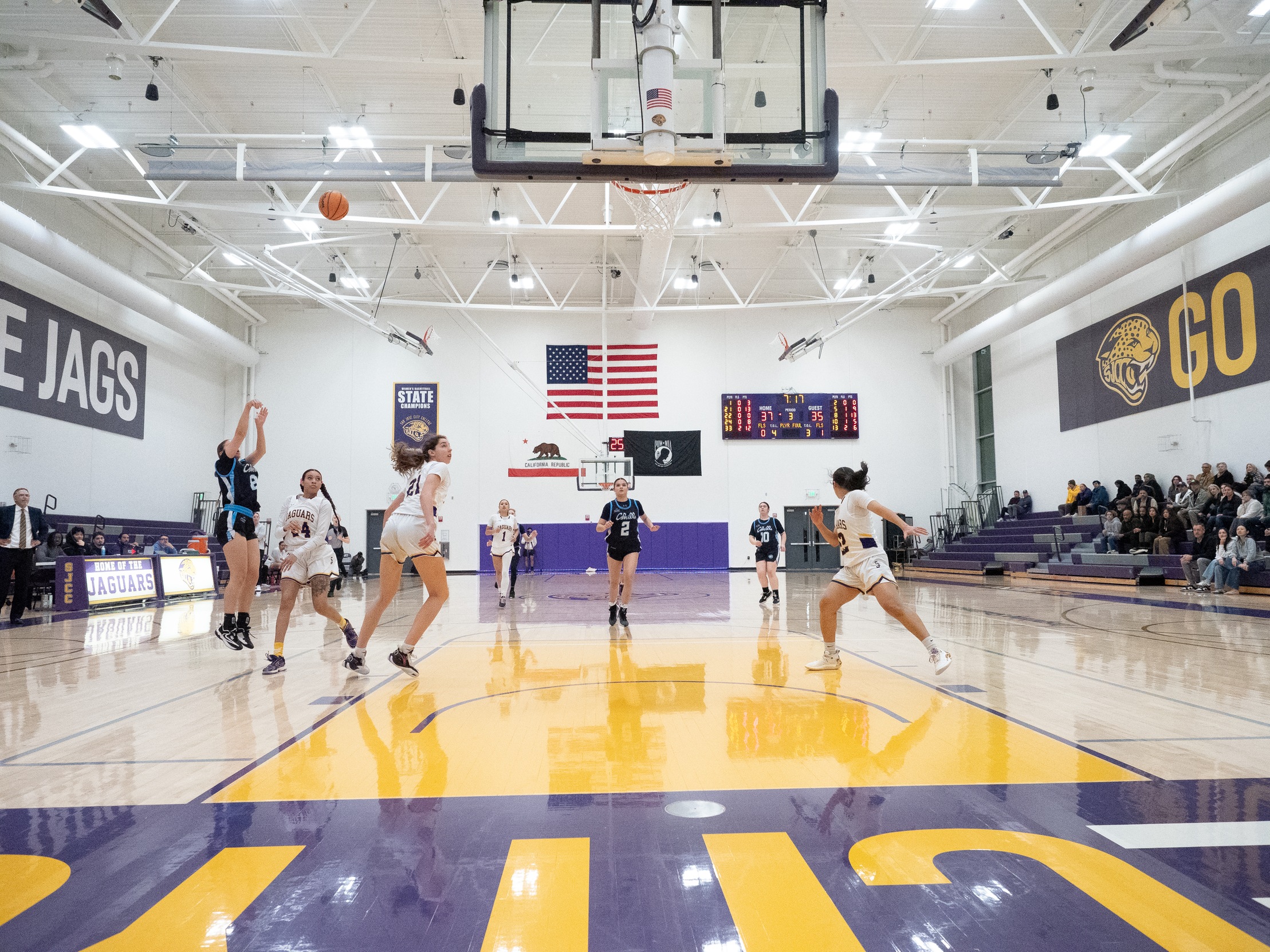 Women's Basketball @ SJCC | Gallery